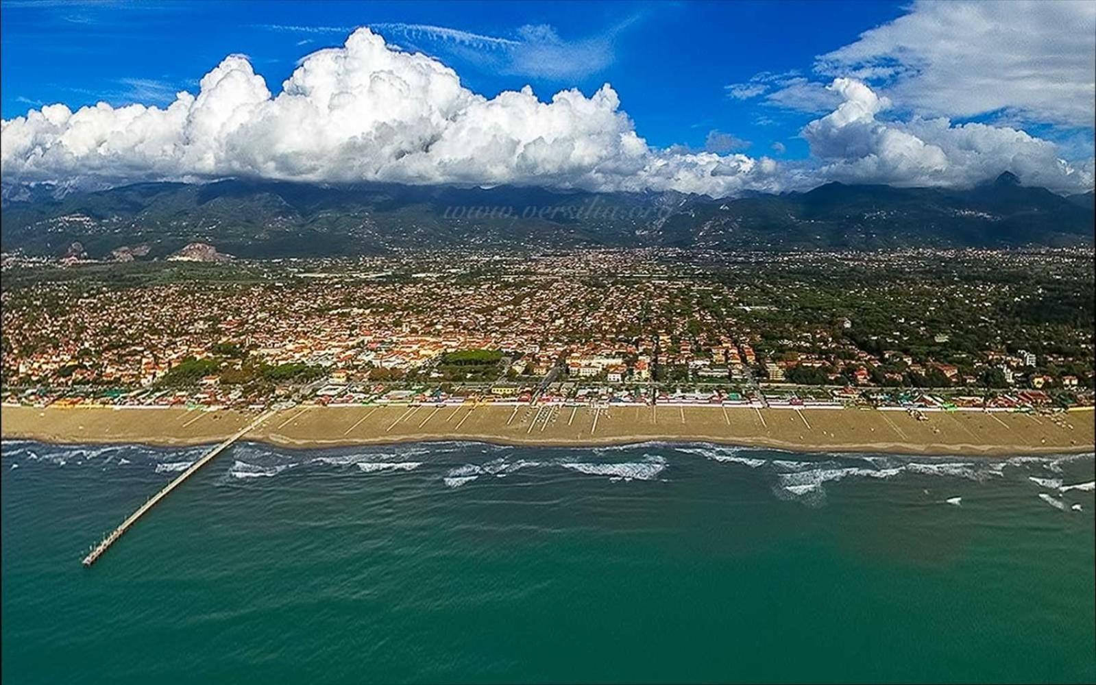 Hotel Coluccini Marina di Pietrasanta Zewnętrze zdjęcie