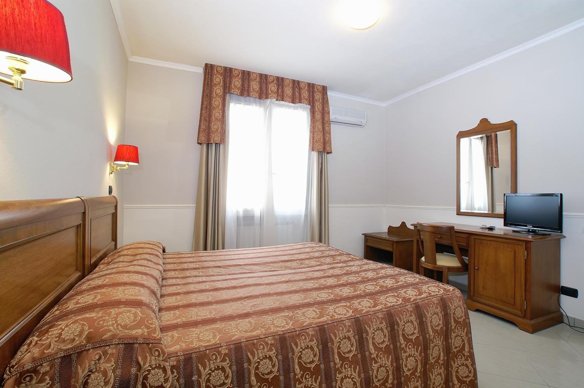 Hotel Coluccini Marina di Pietrasanta Zewnętrze zdjęcie